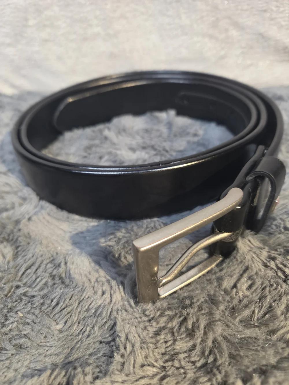 Tommy Hilfiger Black Leather Belt with Silver Buckle and Red/White/Blue Logo